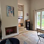 Charmante Petite Maison à Corfou Villa