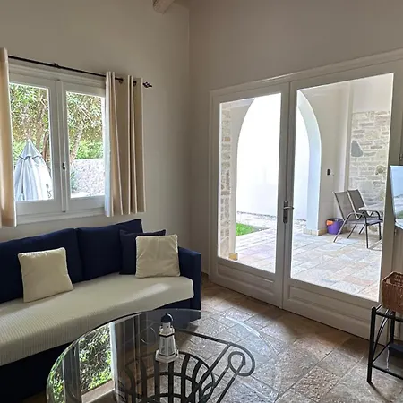 빌라 Charmante Petite Maison A Corfou 펠레카스