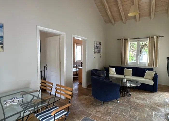 Charmante Petite Maison A Corfou * Pélekasz