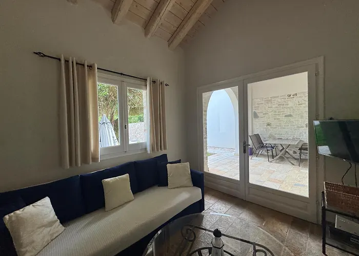 Charmante Petite Maison A Corfou Pelekas